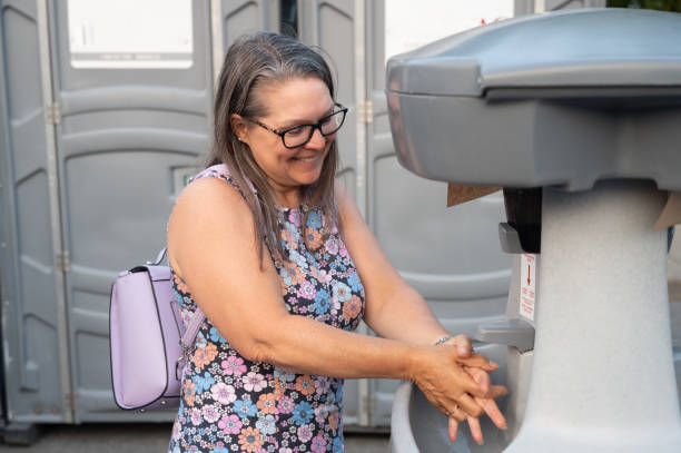 Portable Toilet Options We Offer in Brisbane, CA